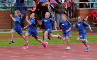 Newton Westpark girls race to the finish
