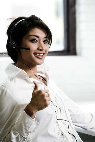 landing image for customer service jobs