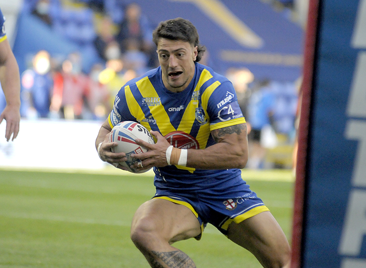 Leigh Centurions sign Anthony Gelling