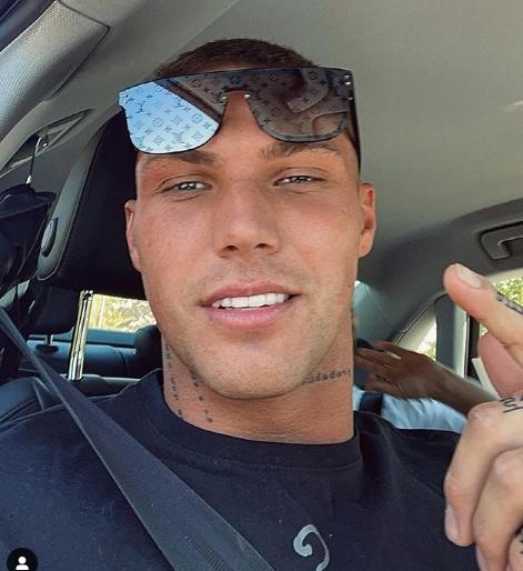 Leigh's Love Island star Danny Bibby defended by father after ...
