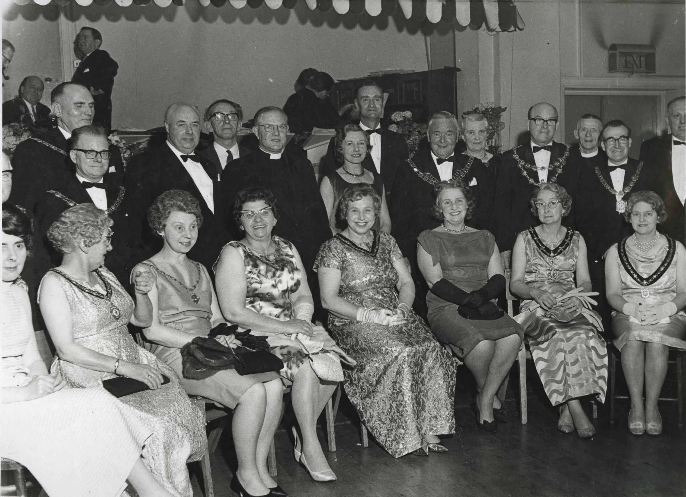 Tyldesley Charity Ball picture stirs the memories - Vimarsana News